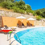 Villa Konstantinos *