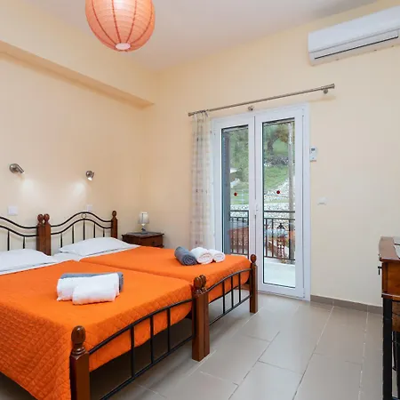 Konstantinos Villa *