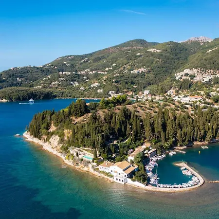 Villa Konstantinos Katávolos