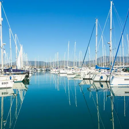 Konstantinos Vilă Katávolos