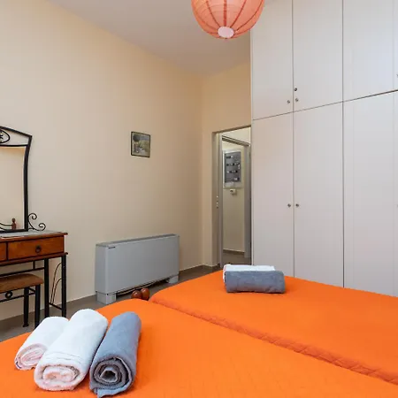 Konstantinos * Katávolos